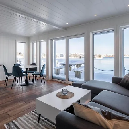 Naeroysund Rorbuer As Villa Rorvik  Exterior photo
